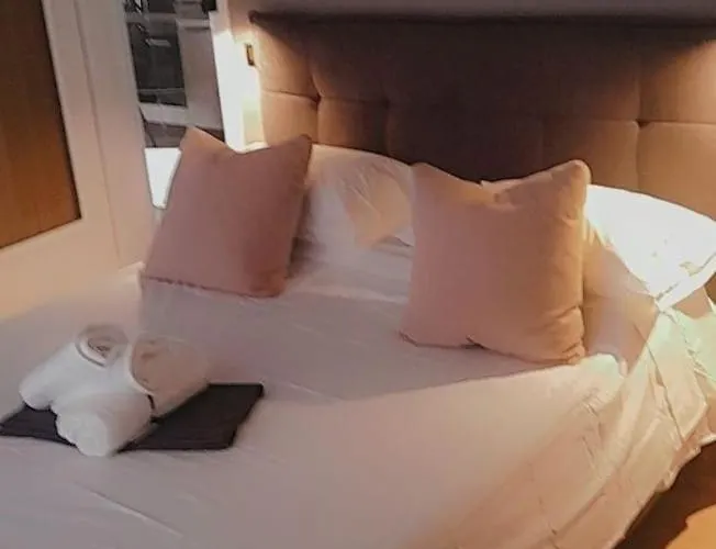 Apartament Manara 10 *